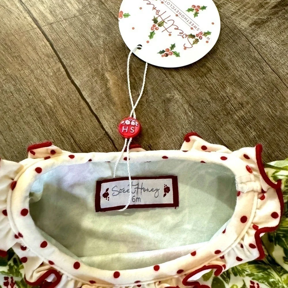 NWT Infant Sweet Honey Berry 2 piece Christmas Dress‎